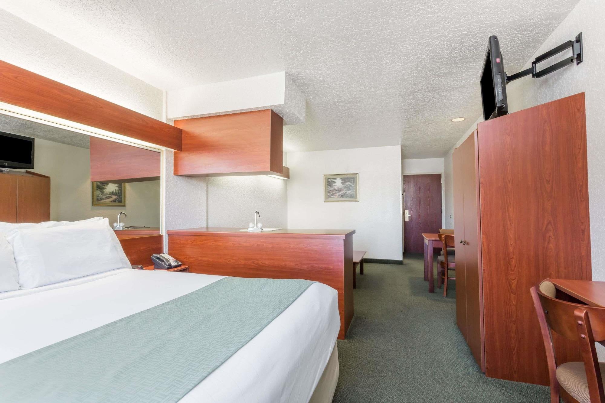 Microtel Inn & Suites Marianna Dış mekan fotoğraf