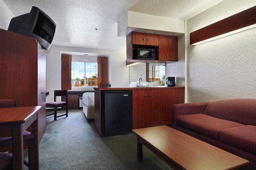 Microtel Inn & Suites Marianna Oda fotoğraf